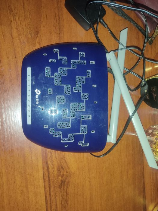 Wi Fi router sotiladi
