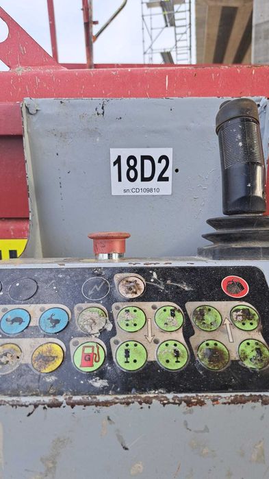 Vand nacela foarfecă diesel 18 m Haulotte H18SX Genie JLG  de exterior