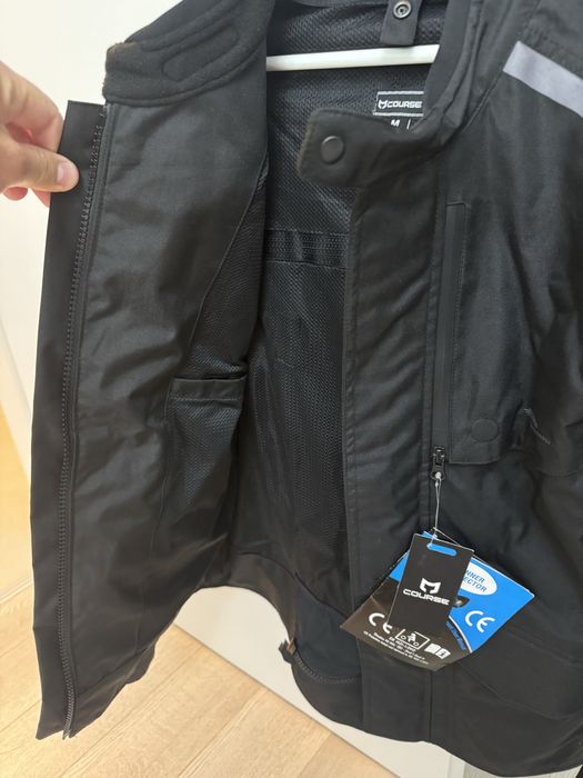 Vand geaca moto Course Commuter noua cu etichete Marime M