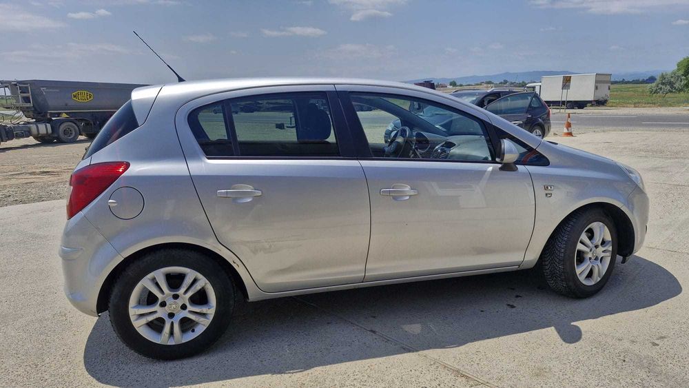 Opel Corsa motor 1.2 Benzina Cutie Automata an 2010 Euro 5