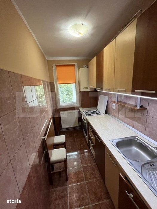Apartament de vanzare , 40 mp , Zona Carpati I — fotografia 1