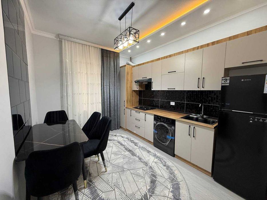 Продаётся уютная квартира с развитой инфраструктурой в центре города