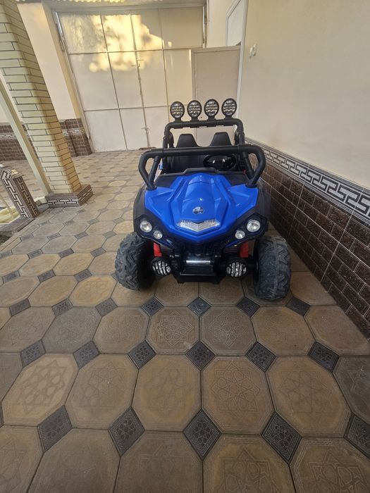 Электро машинка детская ,болалар электро мошин с зарядным устройством.