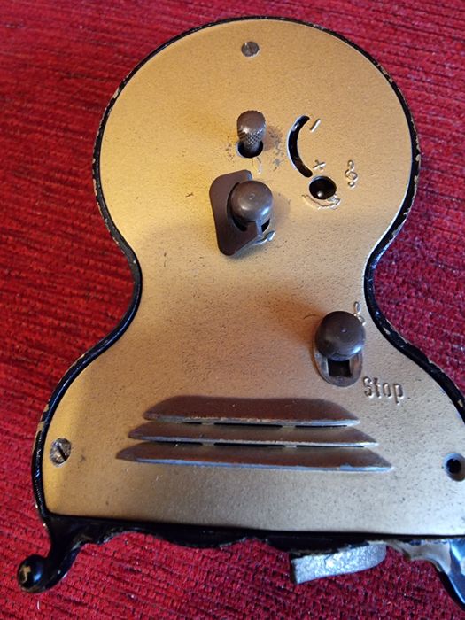 Ceas muzical vintage de masă,functional