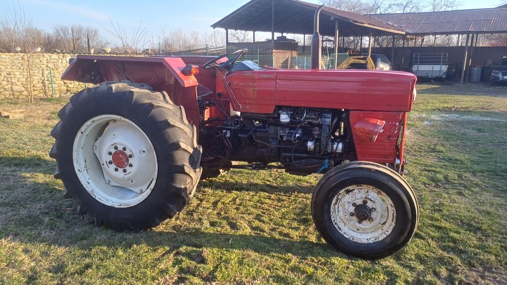 Tractor Utb Universal 445 cu CARTE RAR