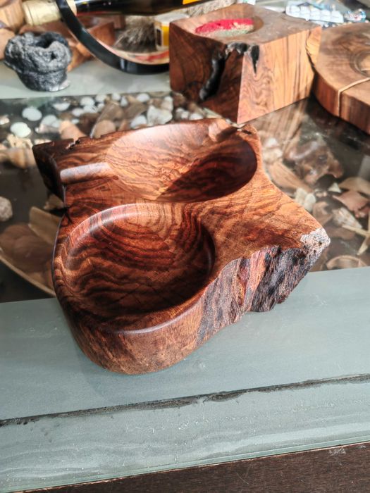 Пепелник за пури с място за чаша