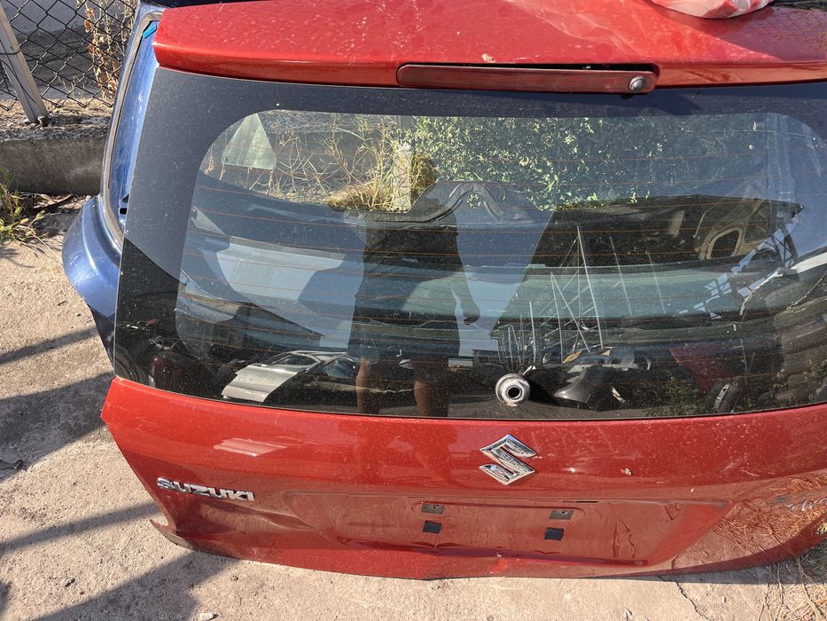 Капак,багажник със стъкло Suzuki SX4 2бр.
