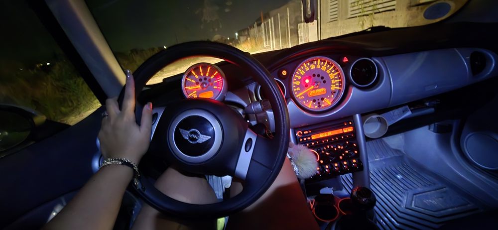 Minicooper rosu 1.6