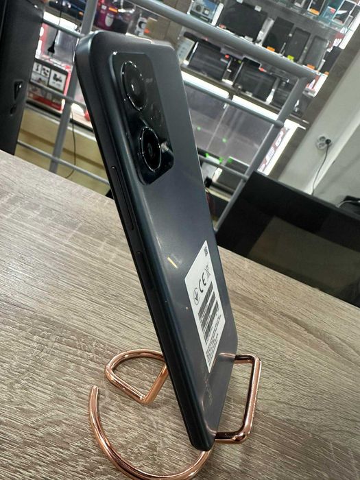 Телефон Xiaomi Redmi 12 4GB RAM / 128GB ROM