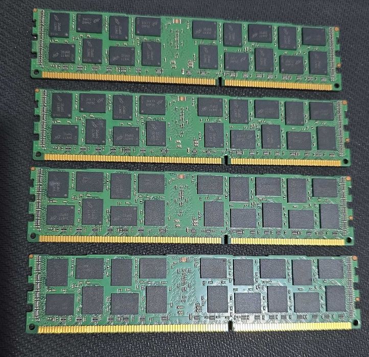 32GB (4X8GB) PC3-12800R 2RX4 REG ECC DDR3 Сървърна памет