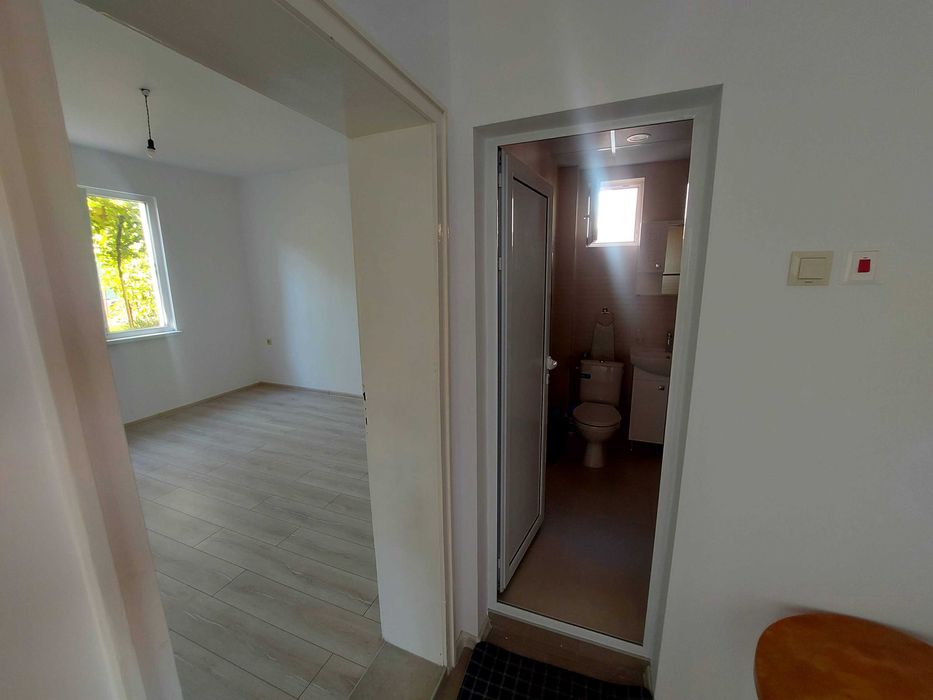 Продава се Къща в Горна Оряховица - 316 кв.м за 1330 €/кв.м - Снимка #9