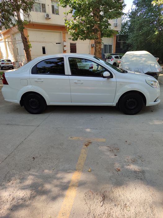 Шевролет Нехиа 3