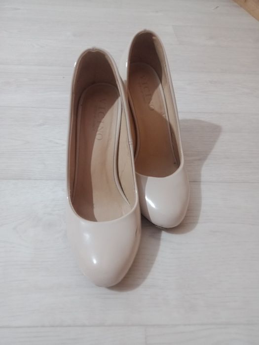 Продам туфли  классные