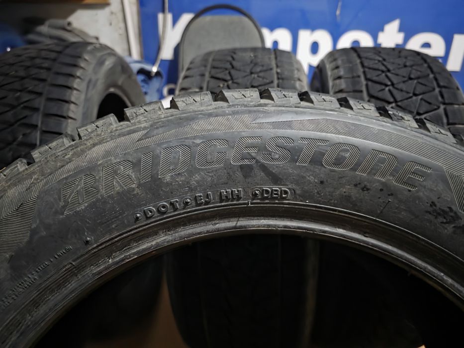 Зимние шины Bridgestone