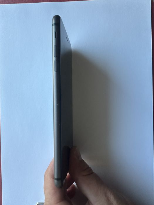 КАТО НОВ !!! iPhone 8 Plus - 64GB - черен - НОВА БАТЕРИЯ !!!
