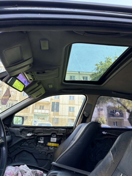 Vind sau schimb 2 e46 2.0 136 ccp cel negru e automat