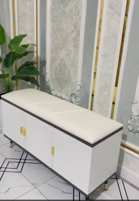 Обувница.  Пуфик  Шкафчик