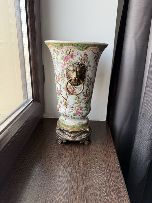 Ваза декоративная