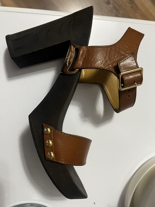 Летняя обувь Ferragamo