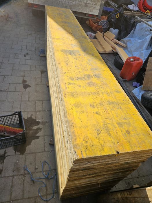 Vand panouri doka 3m 27mm cofraje lemn pentru beton popi metalici