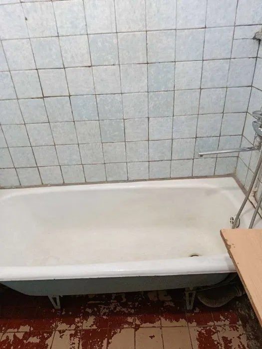 Продаю 1 комнатную квартиру Янгихает Дустлик 1
