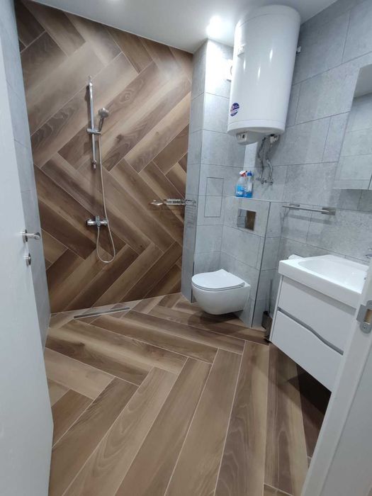 Под наем обзаведен апартамент  с паркомясто в квартал Трошево