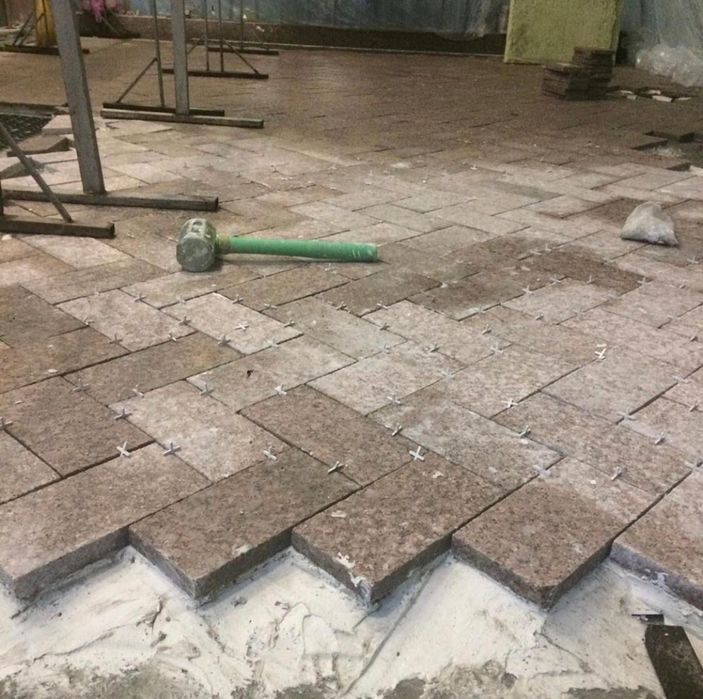 Гранитная брусчатка в Астане