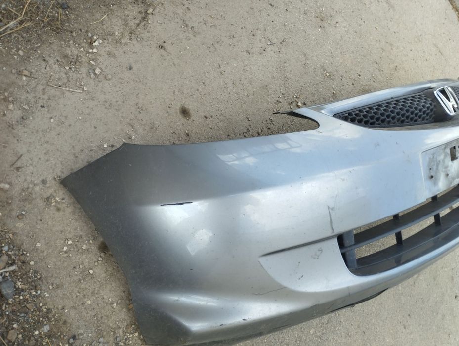 Предна броня за Honda Jazz 2005