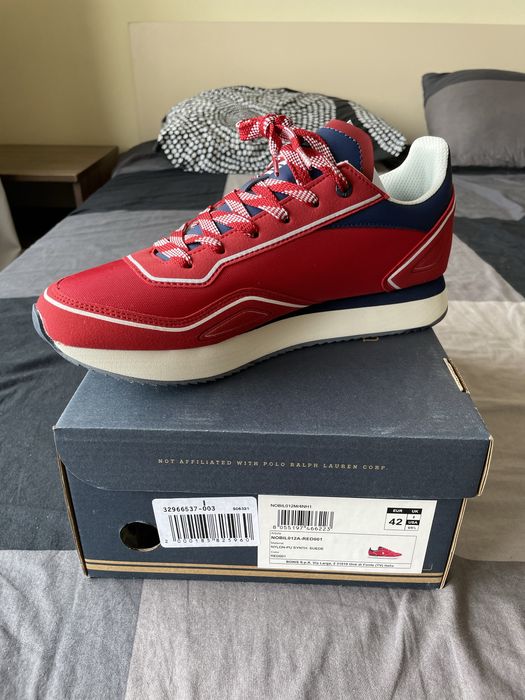 Diesel бели, marc O'polo червени