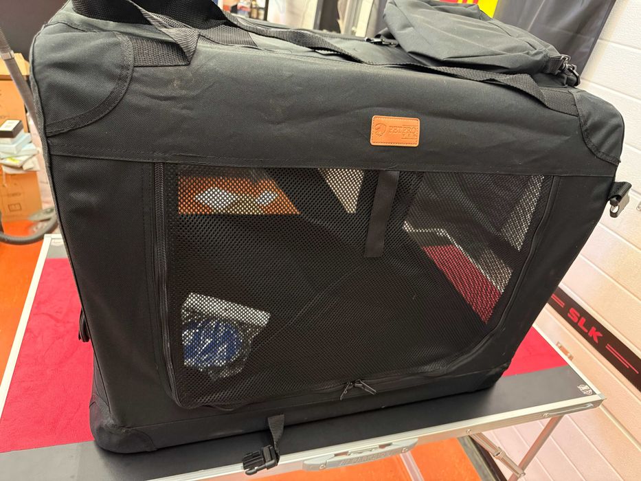 Cusca transport pliabila PETPROVED marimea L, neagra, pentru caini si pisici