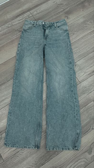 Джинсы• H&M• одевала пару раз