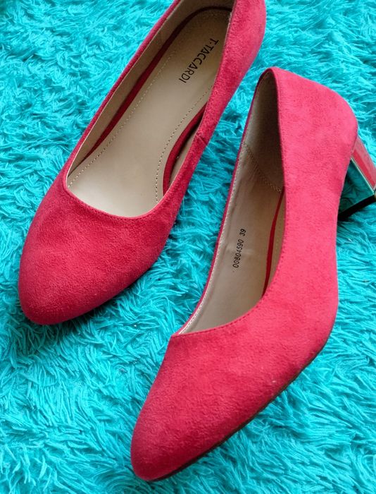 Туфли новый 39 размер