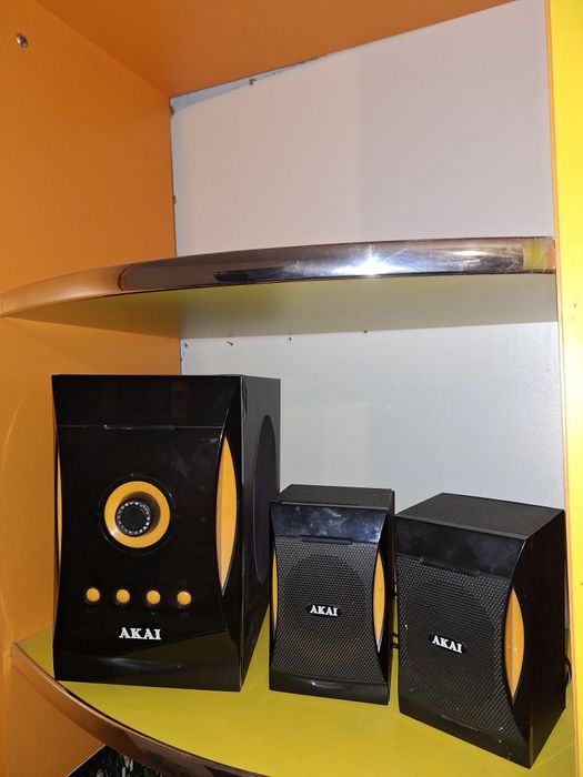 Vând Sistem Audio AKAI