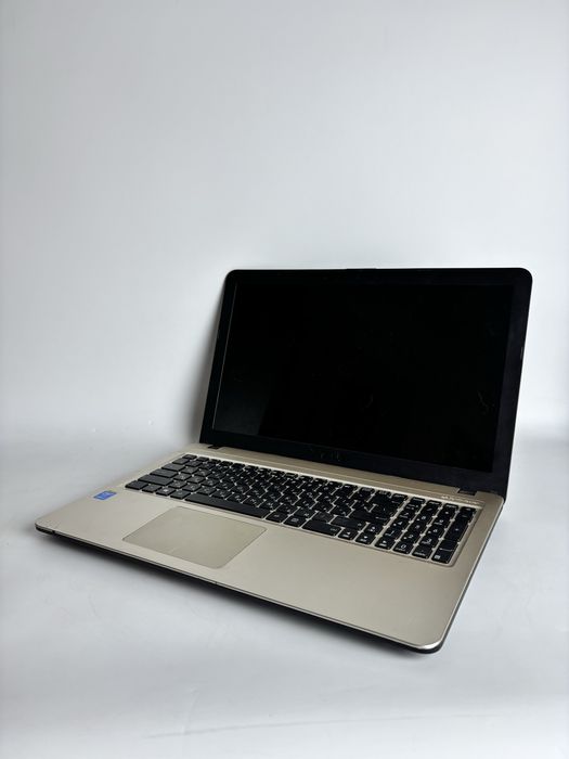 Ноутбук Asus офисный core i3