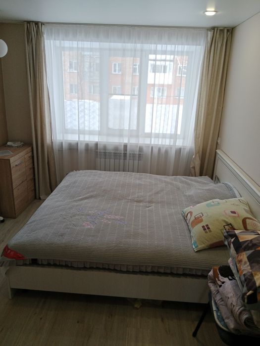 Продам квартиру 3- комнатная