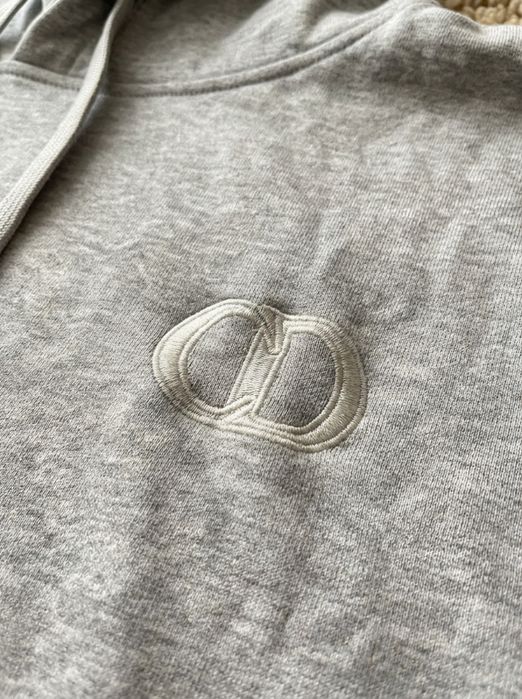 Hanorac Chirstian Dior nou cu eticheta marime S