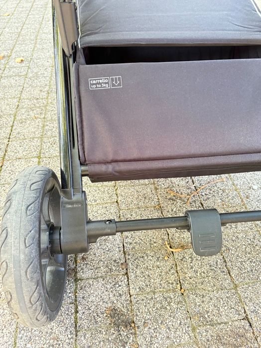 Carrelo лятна количка