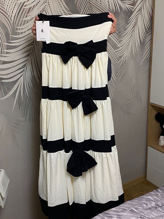 Vind rochie elegante de zi