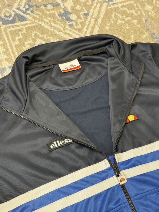 Олипийка ellesse - подробности в описании