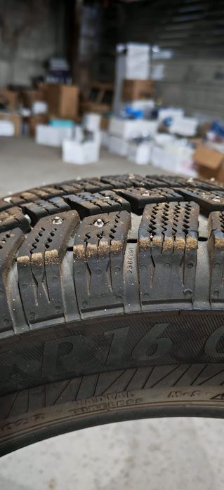 Продам зимнюю резину