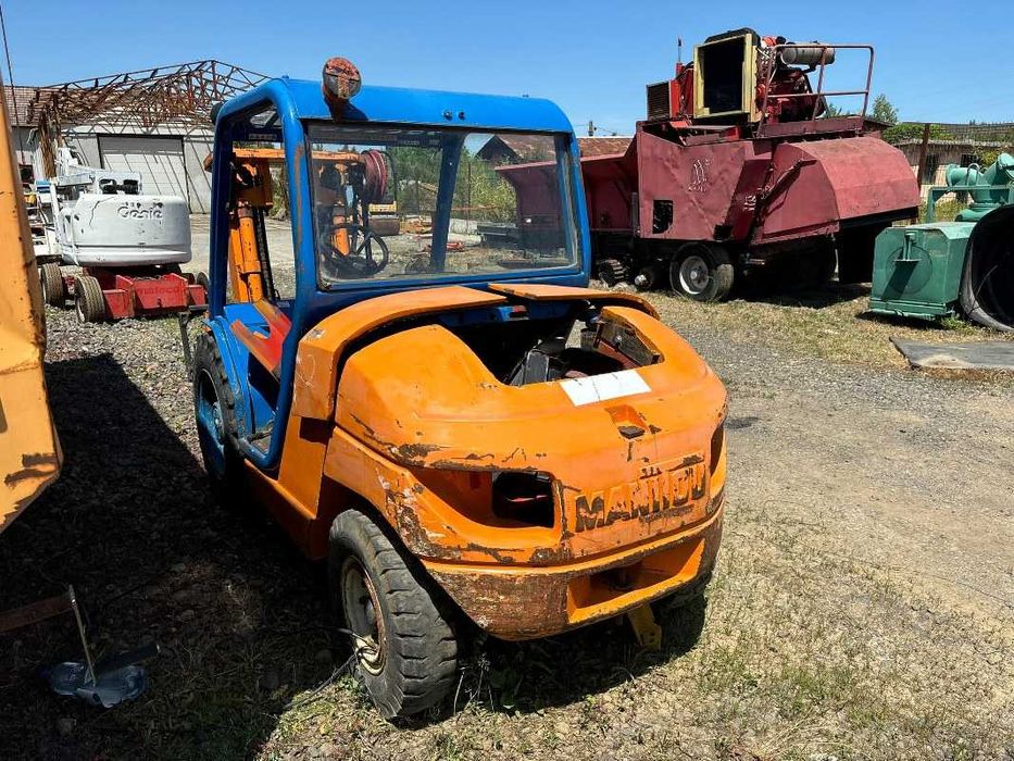 Dezmembrez stivuitor Manitou MC25 – teren accidentat