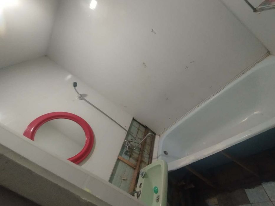 Продам  свой квартиру Яккасарайском районе 2/4/9-69900$