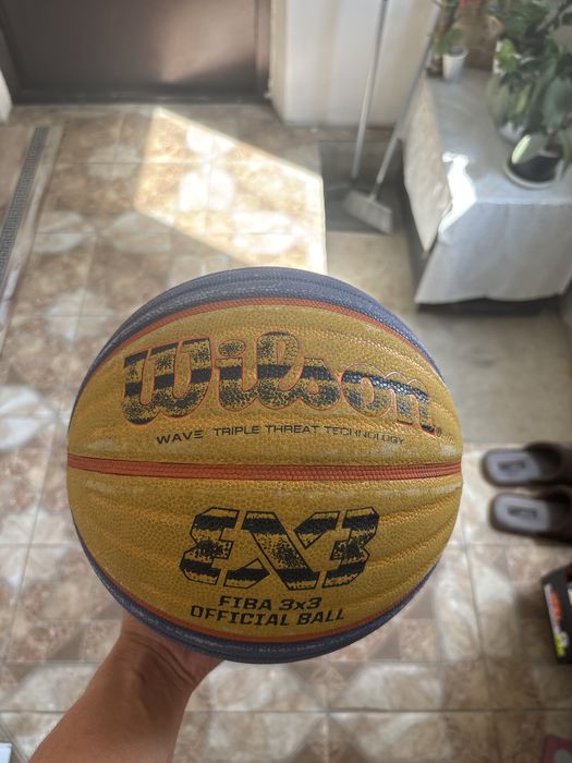 Баскетбольный мяч Wilson