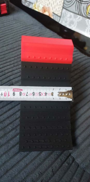 Клин ,стопер за кола за гуми 2бр.