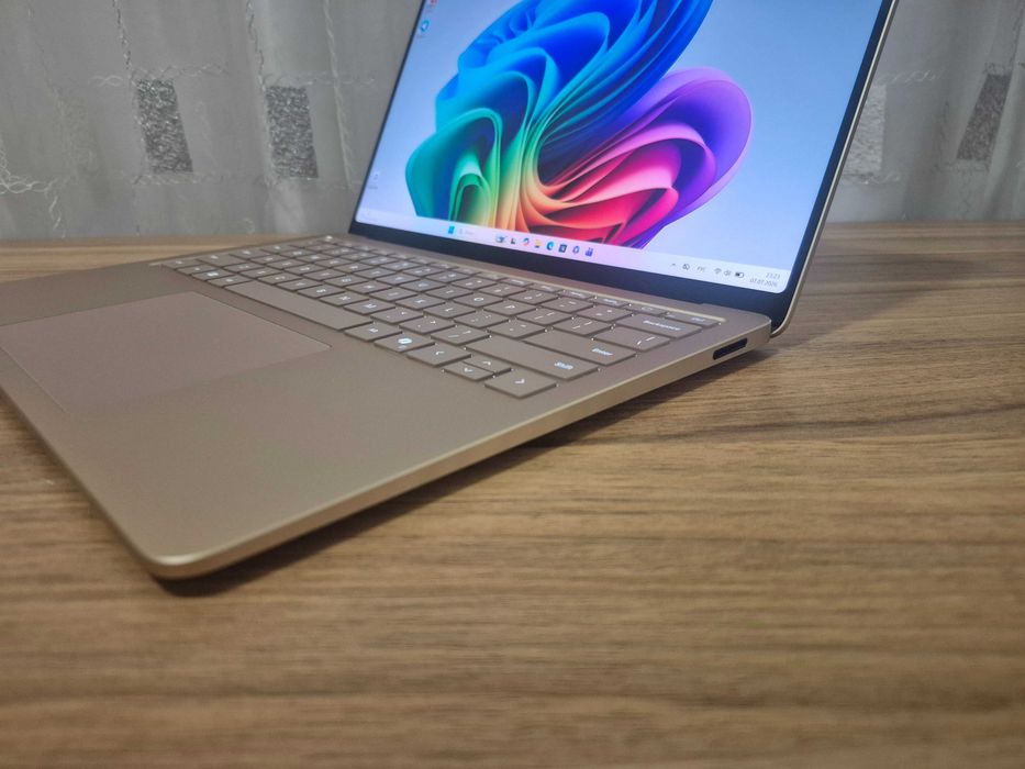 Microsoft Surface Laptop 7