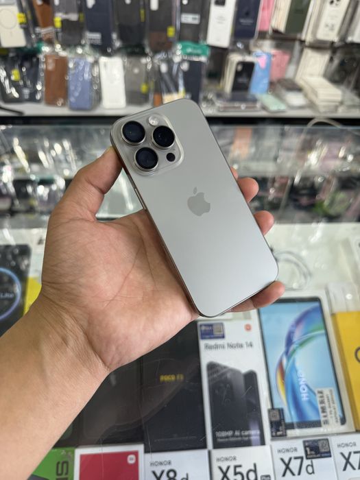 Iphone 16 pro  karobka idyal