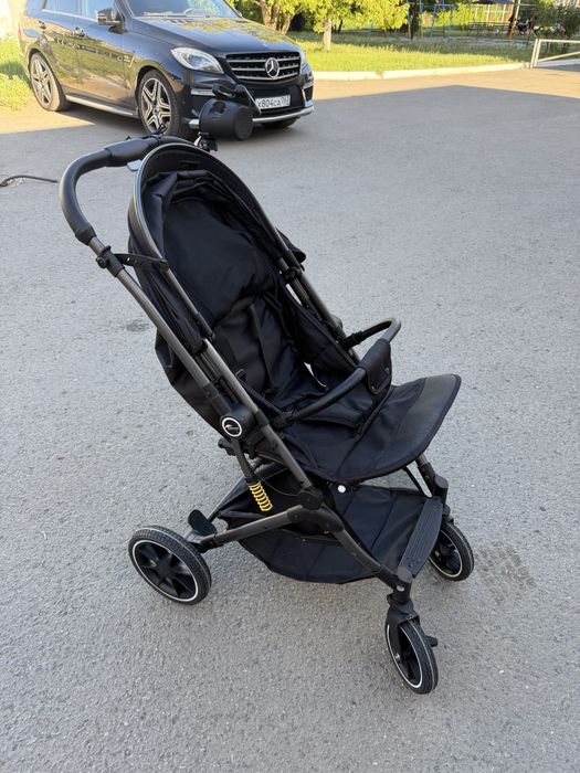 Продам детскую коляску