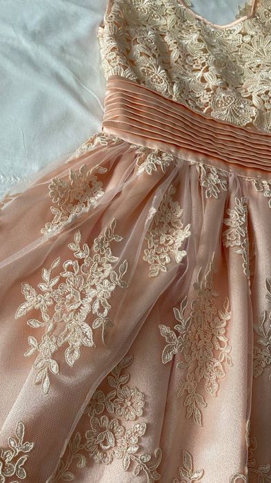 Платье вечернее продам