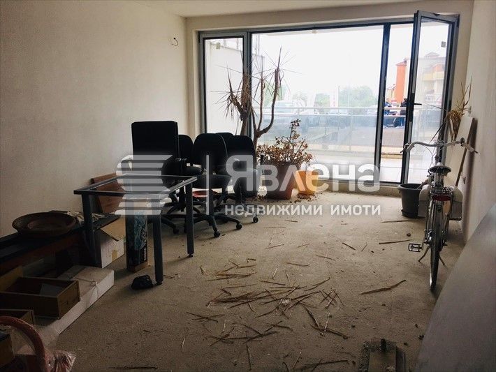 Продава се Тристаен апартамент в Варна, Бриз - 132 кв.м за 1819 €/кв.м - Снимка #1