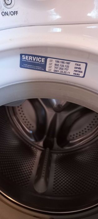 Пералня Hotpoint Ariston WMG 922